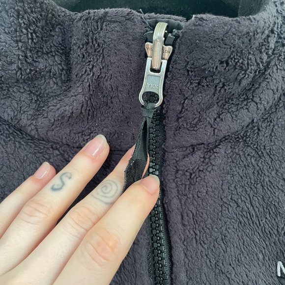 The North Face Black Teddy Jacket Cozy Fleece Stand-Up Collar Zip Up NWOT Active - Picture 7 of 14